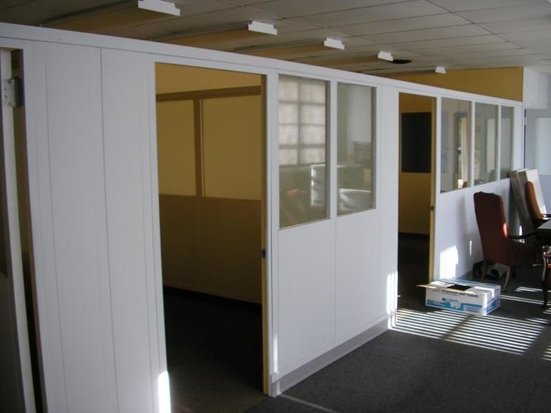 More Photos Of 90 Newark Pompton Tpke, Wayne Manufacturing For Lease