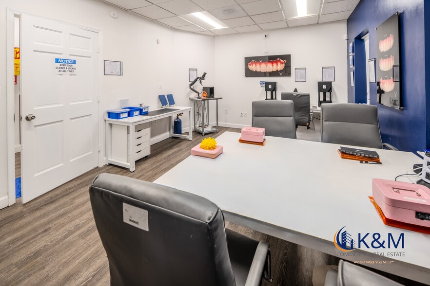 More Photos Of 4609 Pinecrest Office Park Dr, Alexandria Medical For Sale