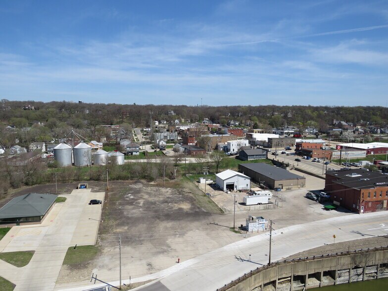 More Photos Of 224 Main St, Marseilles Industrial For Sale