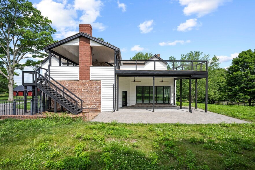 More Photos Of 1975 Georgetown Rd, Paris Lodge Meeting Hall For Sale