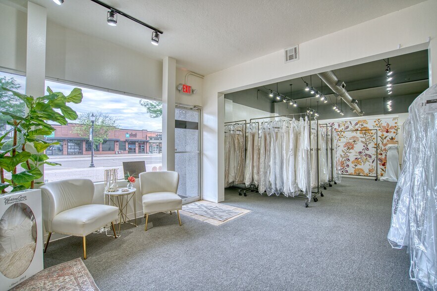 More Photos Of 529 Main St, Windsor Freestanding For Sale