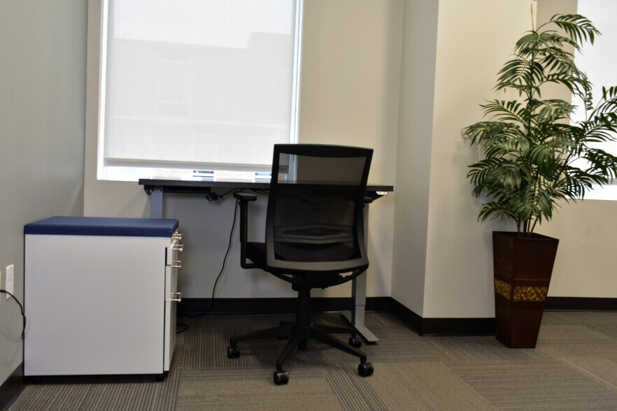 More Photos Of 4701 Sangamore Rd, Bethesda Office For Lease