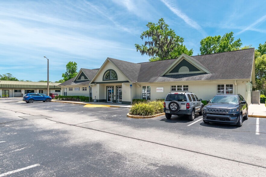 More Photos Of 2300 SE 17th St, Ocala Medical For Lease