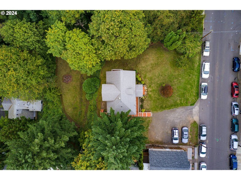 More Photos Of 909 SW Gaines St, Portland Land For Sale