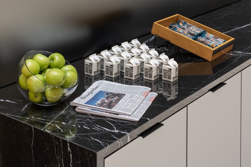 More Photos Of 540 Madison Ave, New York Office For Lease