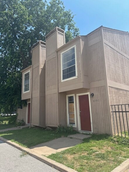 More Photos Of 1301-1379 E 63rd St, Tulsa Apartments For Sale