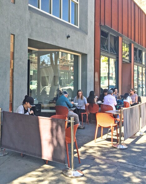 More Photos Of 2395-2399 Shattuck Ave, Berkeley Unknown For Lease