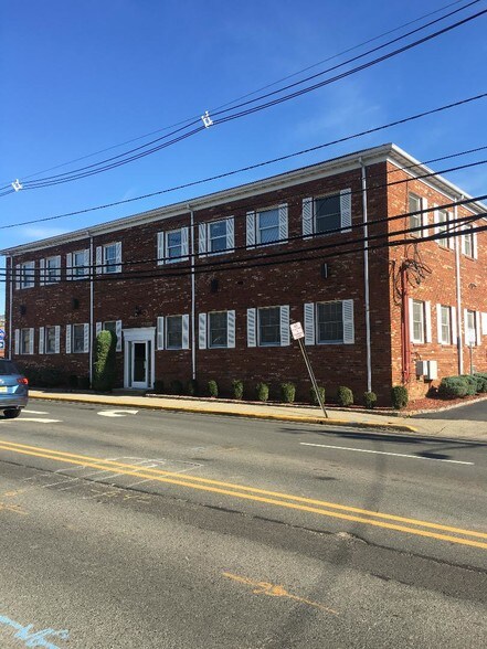 More Photos Of 525 Boulevard, Kenilworth Office For Lease