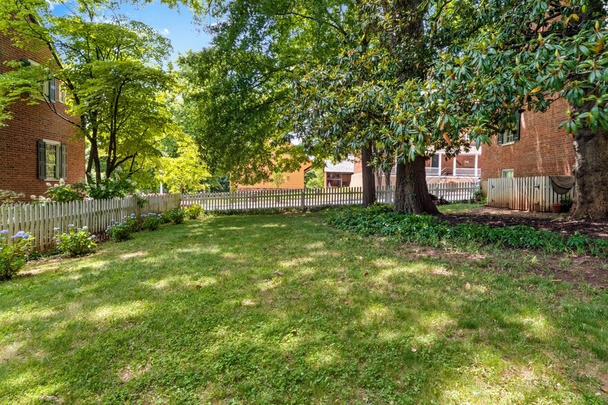 More Photos Of 803 S Main St, Winston-Salem Hospitality For Sale