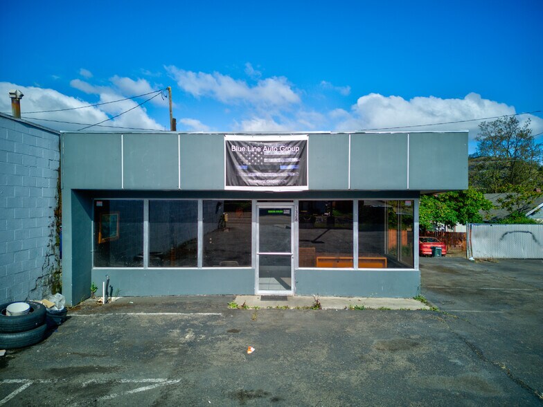 More Photos Of 1328 SE Stephens St, Roseburg Auto Dealership For Sale