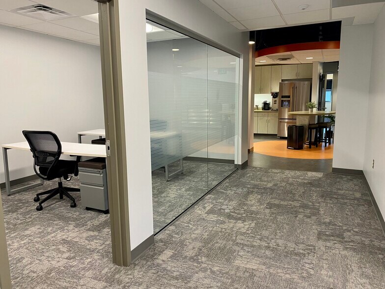 More Photos Of 1965 Greenspring Dr, Lutherville Timonium Medical For Lease