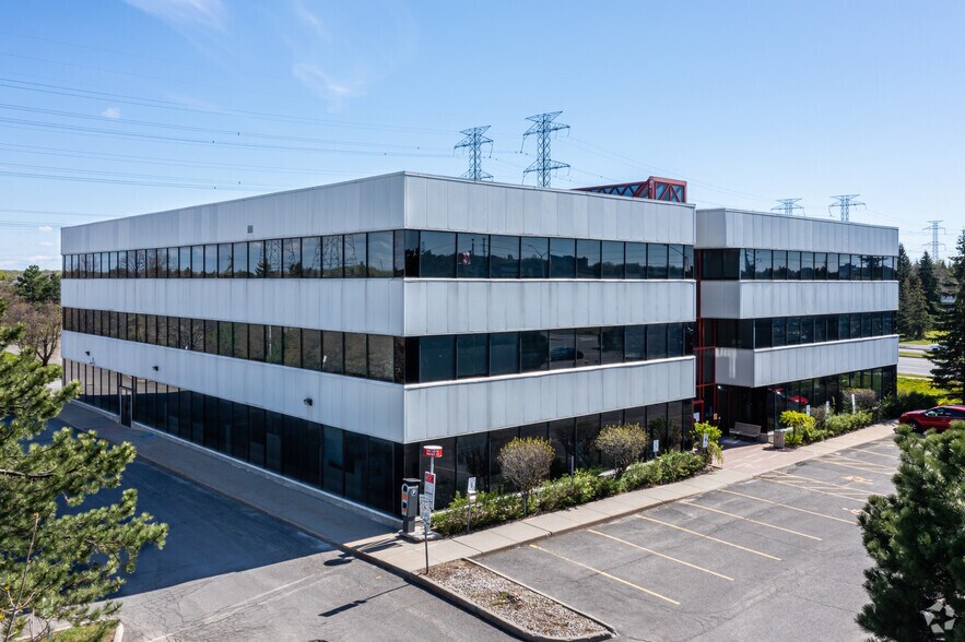 More Photos Of 2465 St Laurent Blvd, Ottawa Office For Sale