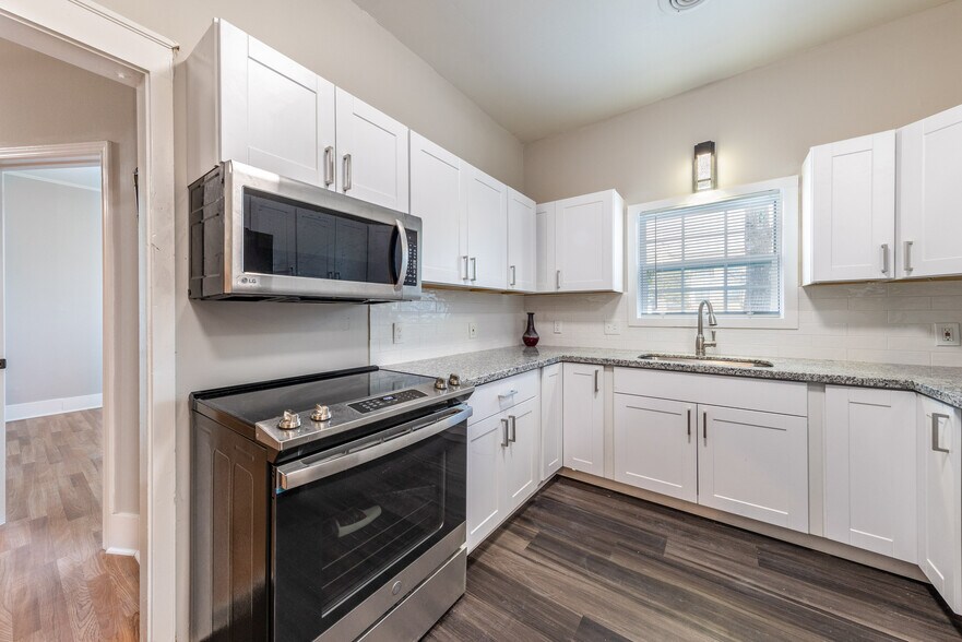 More Photos Of 2511 San Gabriel St, Austin Multifamily For Sale
