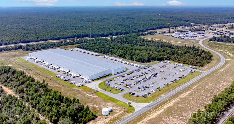 Primary Photo Of 300 Mossy Head Plaza Dr, Defuniak Springs Distribution For Sale