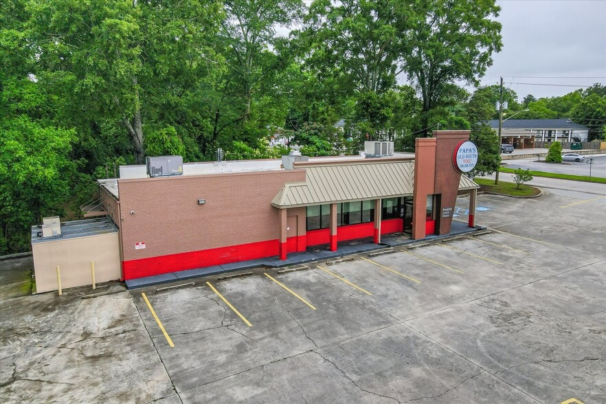 More Photos Of 115 Elm St, Lincolnton Restaurant For Lease