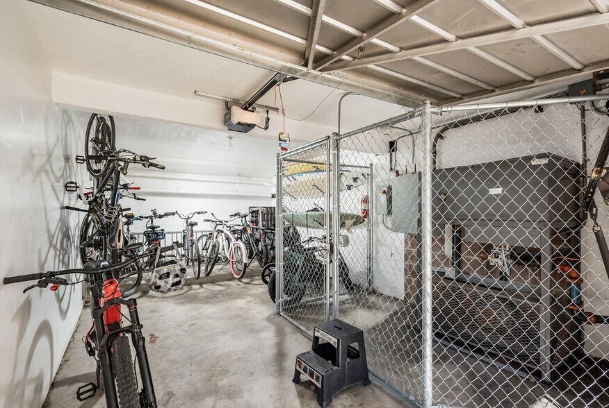 More Photos Of 440 Corona Del Mar, Santa Barbara Apartments For Sale