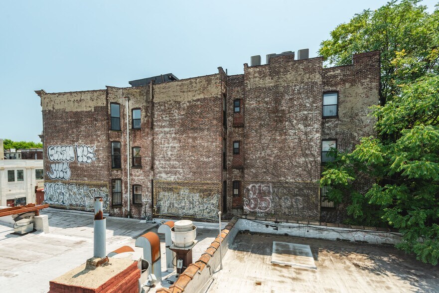 More Photos Of 60 New York Ave, Brooklyn Apartments For Sale