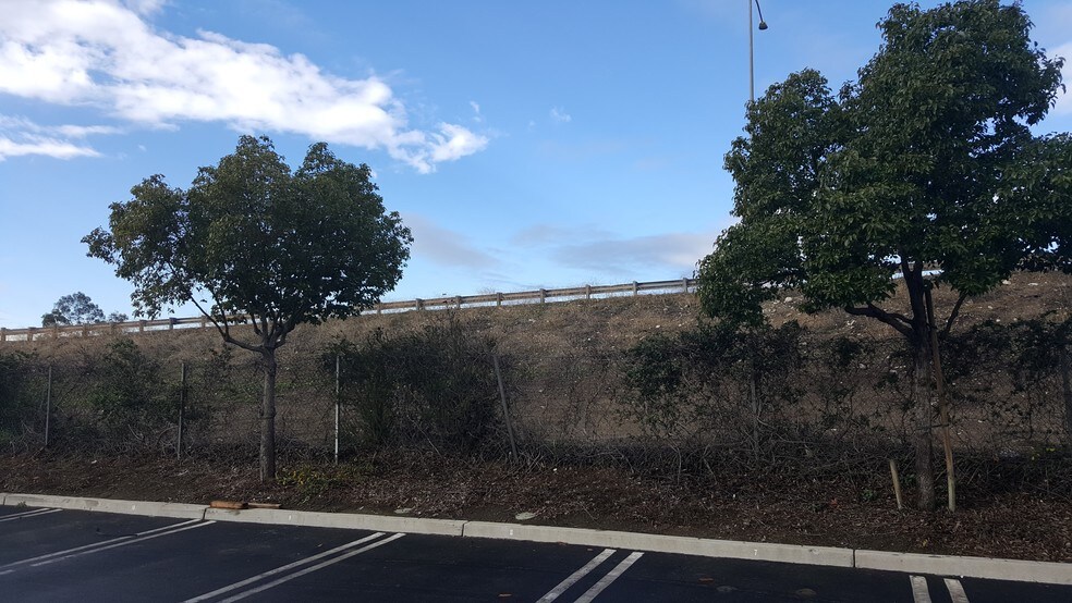 More Photos Of 9190 Hyssop Dr, Rancho Cucamonga Warehouse For Lease
