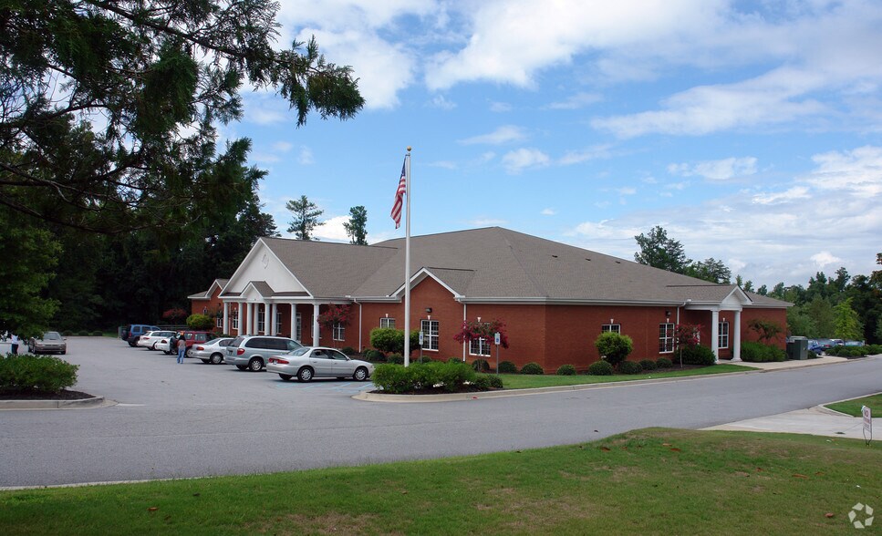 More Photos Of 319 Pelham Rd, Greenville Office For Sale