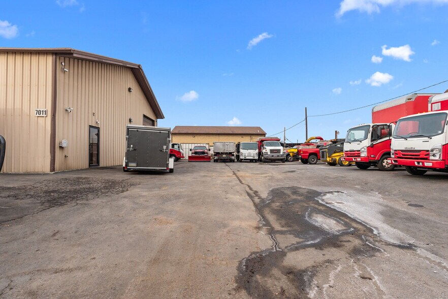 More Photos Of 7011 Beaver Dam Rd, Levittown Industrial For Sale