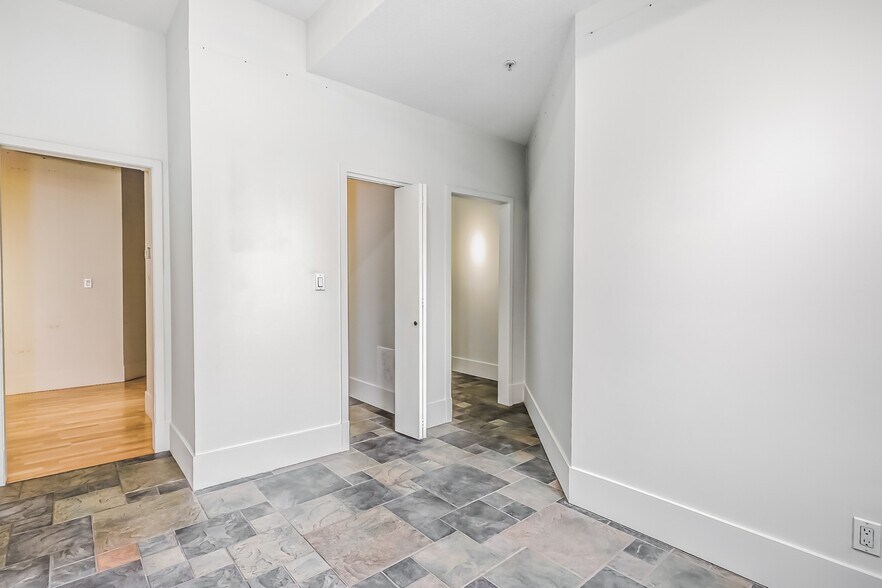 More Photos Of 10403 122 St, Edmonton Office For Sale