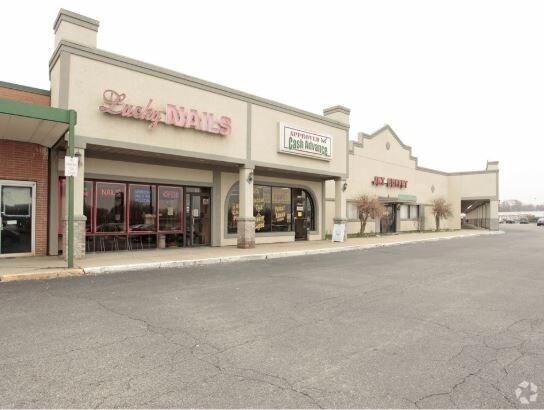 More Photos Of 37561-37661 S Gratiot Ave, Clinton Township Storefront For Sale