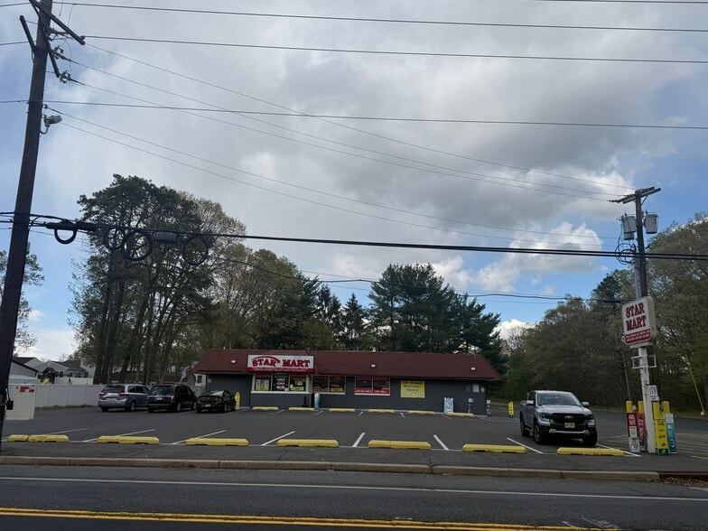 Primary Photo Of 272 Pitman Downer Rd, Sewell Convenience Store For Sale