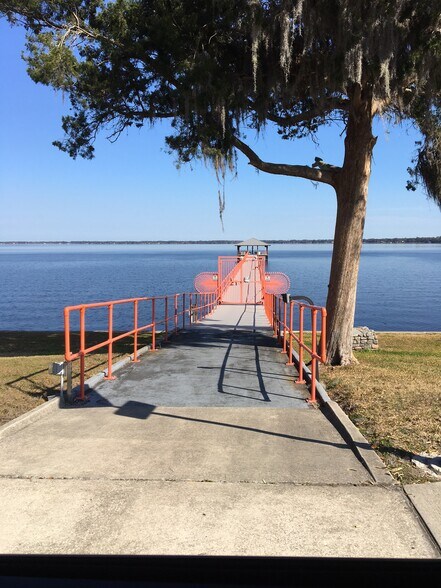 More Photos Of 220 Stowe Ave, Orange Park Apartments For Sale
