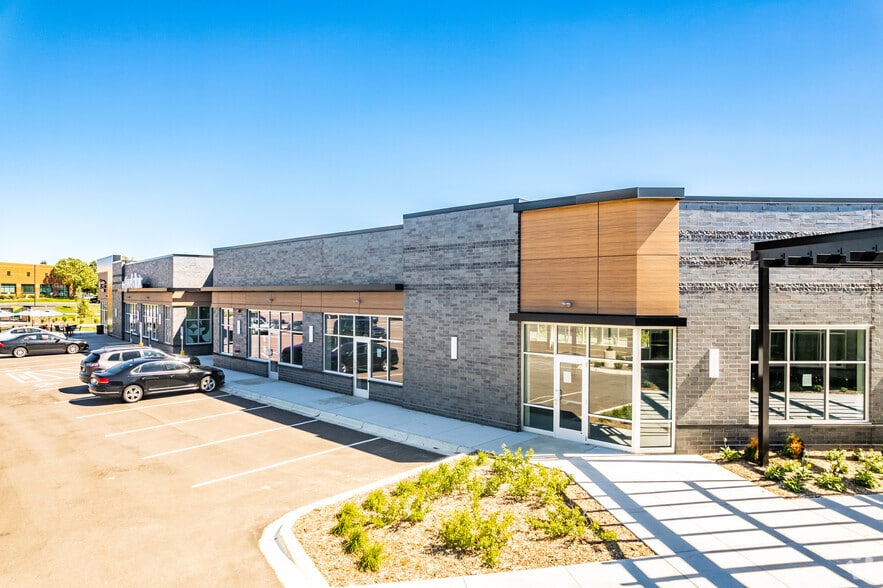 More Photos Of 855 Vikings Parkway, Eagan Restaurant For Lease