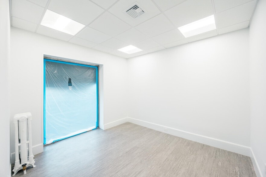 More Photos Of 229-235 Harvard St, Brookline Loft Creative Space For Lease