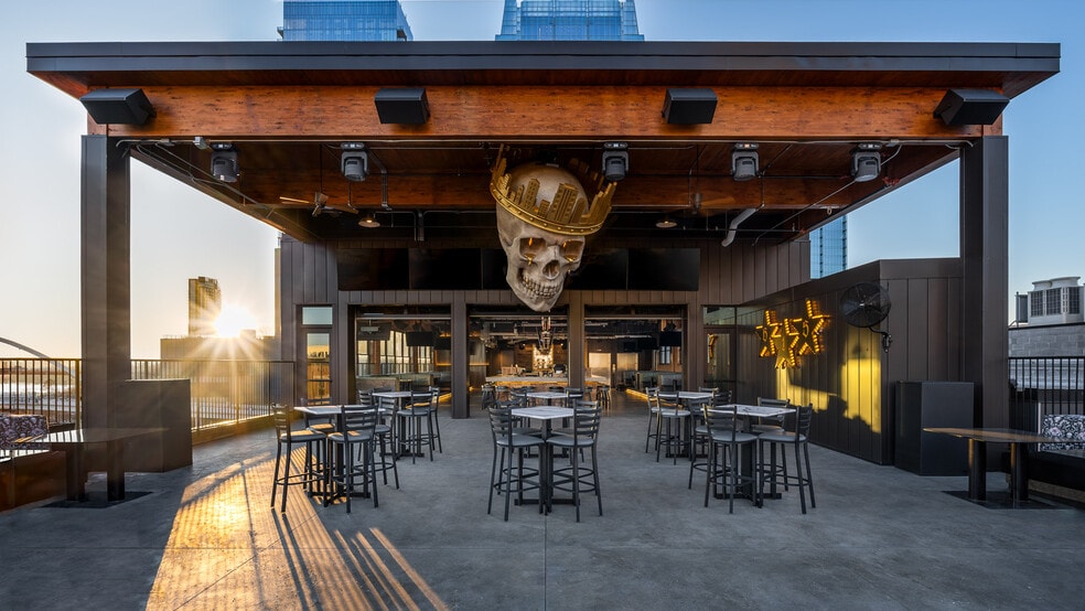 More Photos Of 209 Broadway, Nashville Bar For Sale