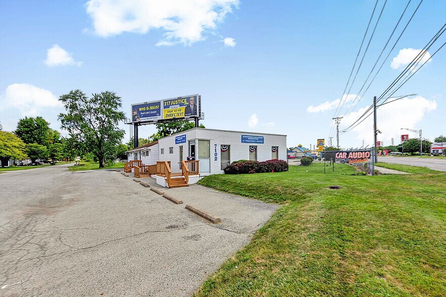 More Photos Of 7102 E Pendleton Pike, Indianapolis Office For Sale