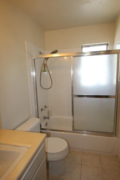 More Photos Of 2 Arundel Rd, Burlingame Apartments For Sale