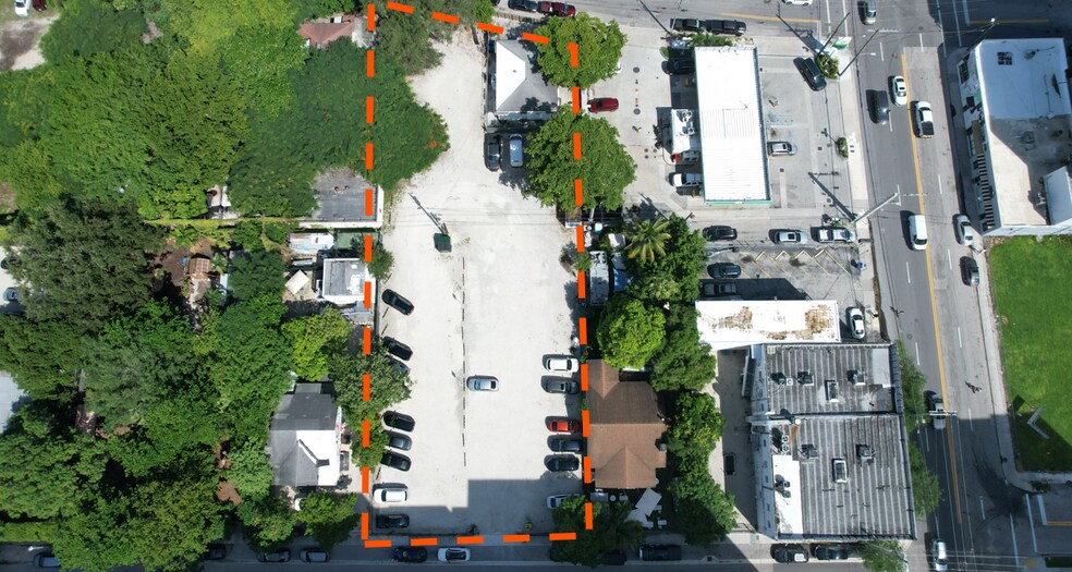 More Photos Of 190 NE 26th St, Miami Land For Lease