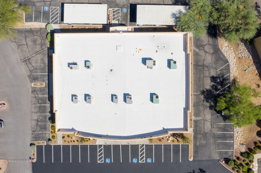 More Photos Of 6970 N Oracle Rd, Tucson Office For Lease