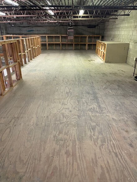 More Photos Of 706 Crain Hwy N, Glen Burnie Flex For Lease