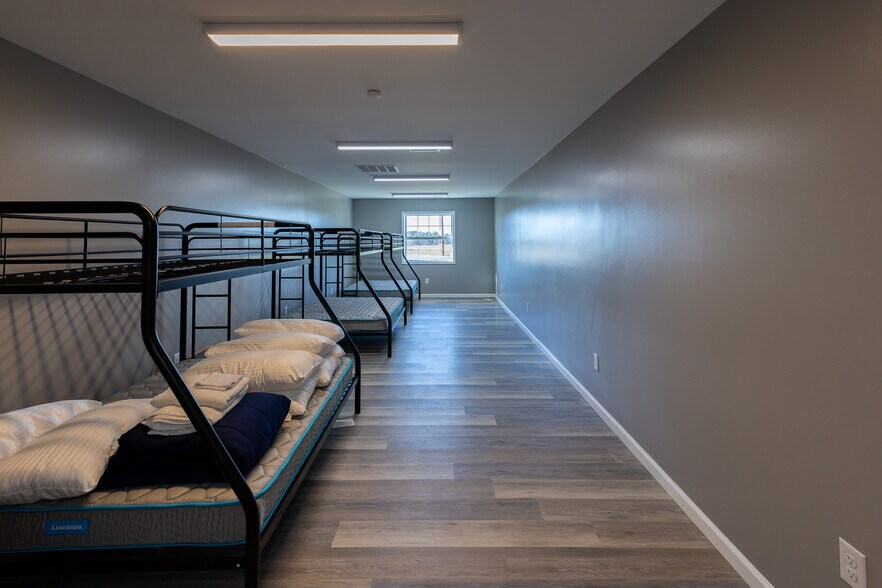 More Photos Of 2720 Section Line rd, Union City Office For Sale