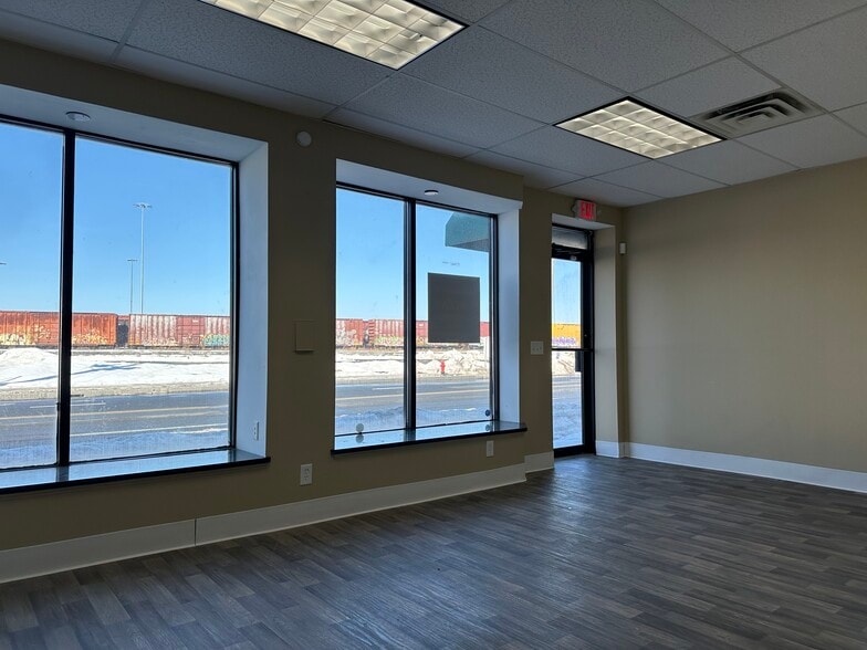 More Photos Of 733-759 Memorial Ave, West Springfield Showroom For Sale