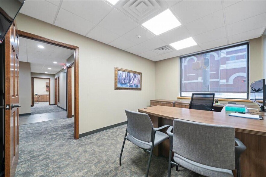 More Photos Of 100 E Broadway St, Council Bluffs Office For Sale