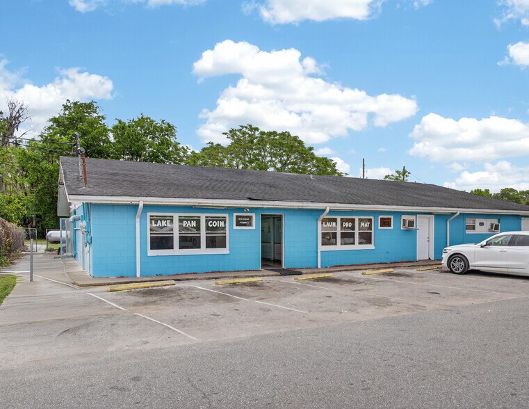 More Photos Of 1481 CR 437, Lake Panasoffkee General Retail For Sale