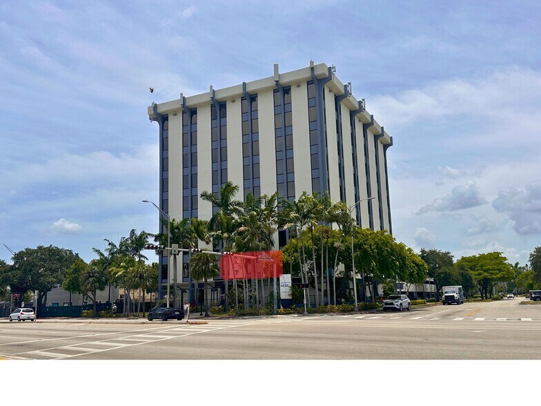More Photos Of 12550 Biscayne Blvd, North Miami Medical For Sale