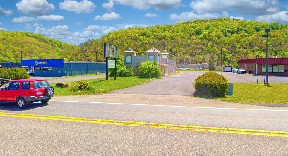Primary Photo Of 861 S Mineral St, Keyser Freestanding For Sale