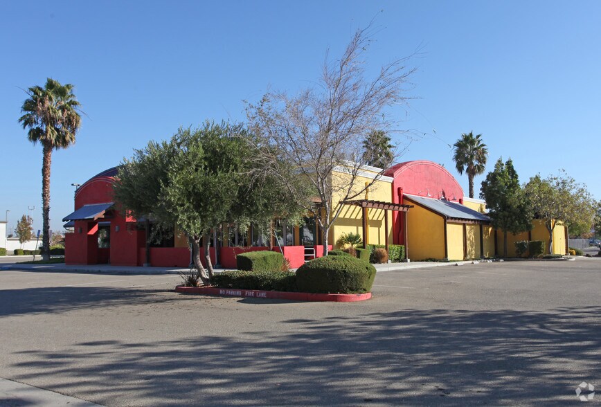 Primary Photo Of 2770 Naglee Rd, Tracy Restaurant For Lease