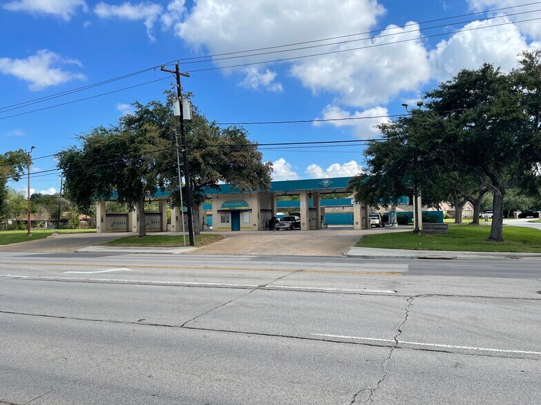 More Photos Of 5717 Red Bluff Rd, Pasadena Carwash For Sale