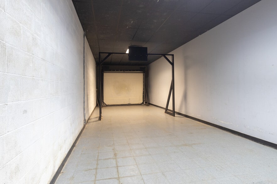 More Photos Of 90 Stonecoal Rd, Horner Freestanding For Lease