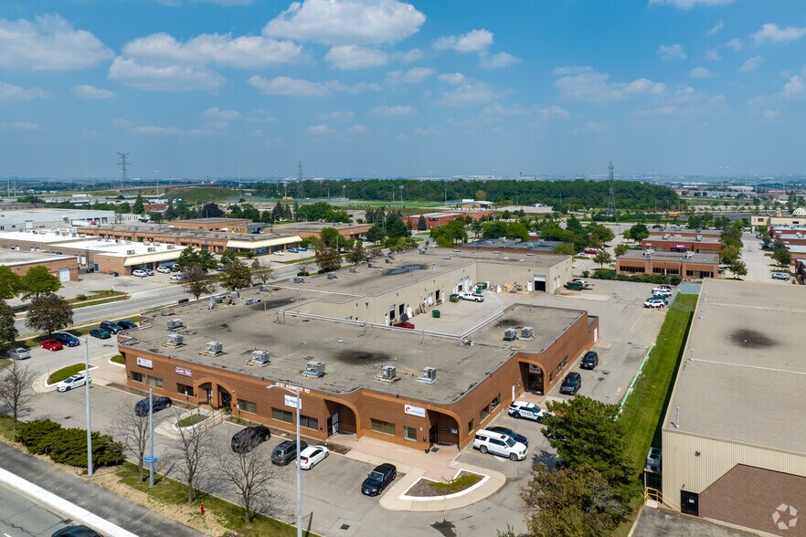 More Photos Of 5757 Kennedy Rd, Mississauga Flex For Lease