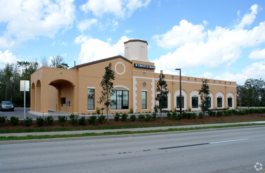 Primary Photo Of 4070 Aloma Ave, Winter Park Office For Lease