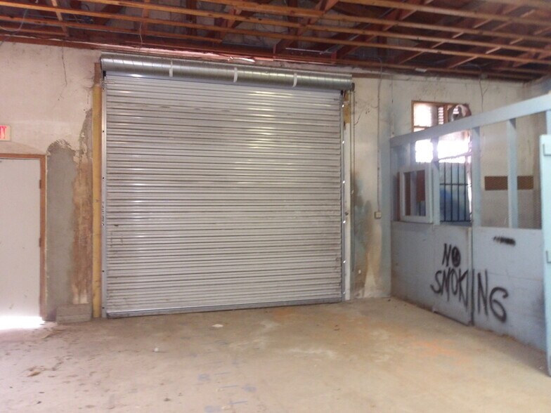 More Photos Of 618 W Van Buren Ave, Harlingen Light Distribution For Sale