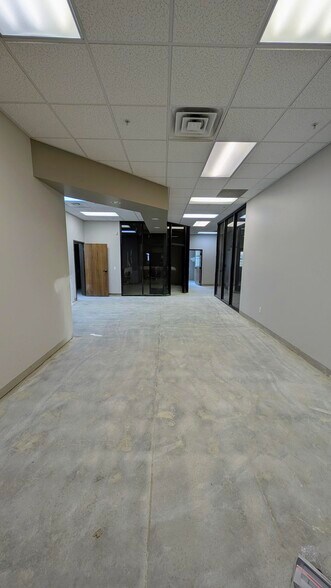 More Photos Of 406-454 W 800 N, Orem Unknown For Lease