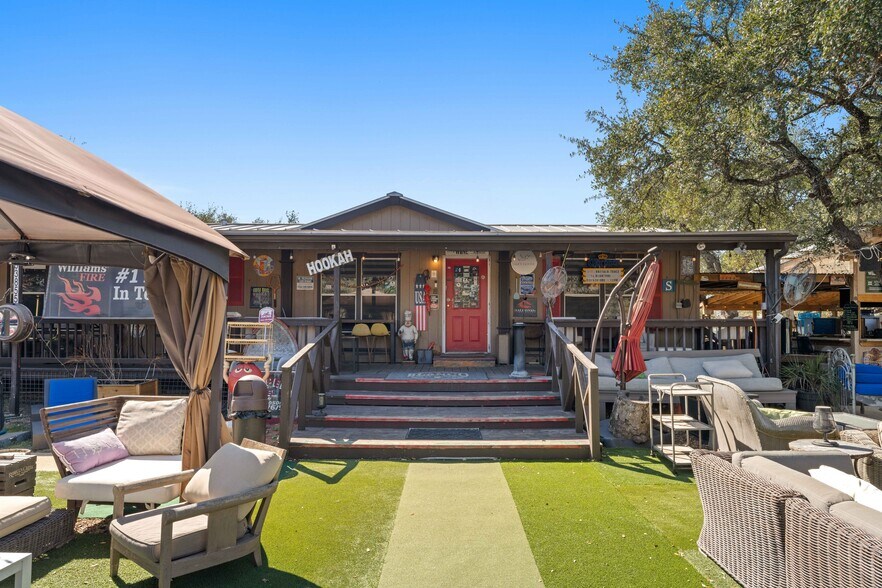 More Photos Of 33855 Blanco Rd, Bulverde Bar For Sale